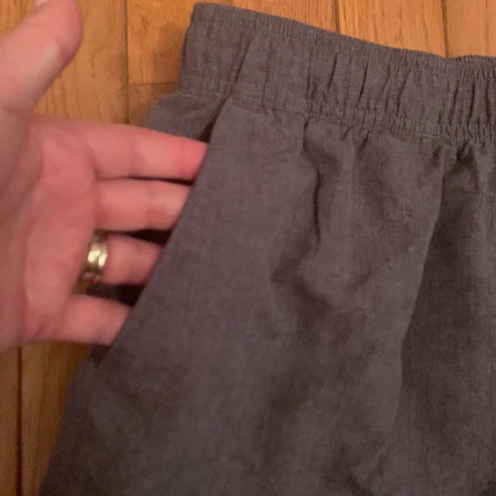 The North Face Quick Dry Shorts (Gray)